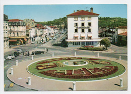 - CPM AGEN (47) - Place Du 14 Juillet 1967 (HOTEL LE PÉRIGORD) - Editions APA-POUX 1002 - - Agen