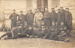 Thème: Militaria.   Génie   Groupe De La 3 ème Escouade  1916  Arras  62. Carte Photo    (voir Scan) - Regiments