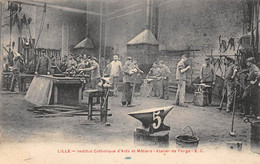 Lille       59       Institut Catholique  D'Arts Et Métiers. Atelier De Forge         (voir Scan) - Lille