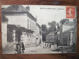 CPA Ak France 1918 Neuvy Sur Loire Grande Rue Très Animée - Otros & Sin Clasificación