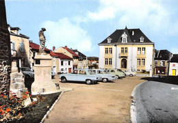 AMBAZAC - L'Hôtel De Ville - Automobiles, Renault 4L (bien Cachée) - Ambazac