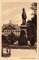 CPA AK Arolsen Residenzschloss M Kaiser-Denkmal GERMANY (1018383) - Bad Arolsen