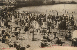 Biarritz * Le Bain De Soleil Au Port Vieux - Biarritz