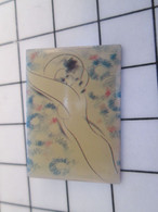 712d Pin's Pins / Beau Et Rare / THEME : PIN-UPS / FEMME NUE ALLONGEE - Pin-ups