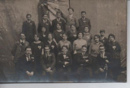 CARTE PHOTO ( à Localiser )souvenir Classe 1923 - Ecoles