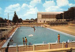 CHALUS - La Piscine - Plongeoirs, Plongeur - Chalus