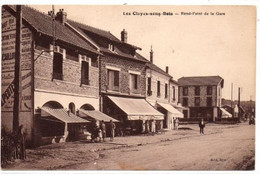 78-Les Clayes S Bois-  Rond -Point De La Gare - Les Clayes Sous Bois