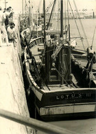 La Rochelle * Bateau De Pêche LOTUS III Dans Le Port * Pêcheur * Photo - La Rochelle