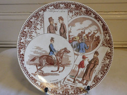 Assiette Parlante Humoristique Sarreguemines Les Courses Hippiques 1875/1895 - Sarreguemines (FRA)