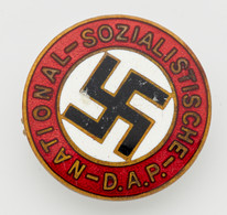 Orden & Ehrenzeichen: 3.REICH; Emaliertes Parteiabzeichen Mit Text "National-Sozialistische D.A.P." - Otros & Sin Clasificación