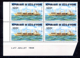 RC 18940 COTE D'IVOIRE N° 691 BATEAU PORTE CONTENEURS BLOC DE 4 COIN DATÉ NEUF ** TB - Ivory Coast (1960-...)