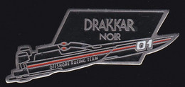68044- Pin's.Offshore Racing Team.Drakkar Noir.2 Tacks.signé Guy Laroche.Paris Parfum. - Perfume