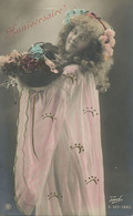 Tres Belle Femme Colorisée Avec Fleurs . Traut . Hand Colored - Femmes