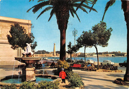 BRINDISI  JARDINS LE LONG DU PORT - Brindisi