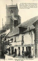 Ploërmel * Rue Des Francs Bourgeois Et Vue Sur L'église * Café Bar Buvette - Ploërmel