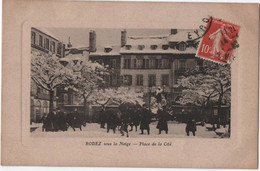 RODEZ SOUS LA NEIGE (12) - PLACE DE LA CITE - Rodez