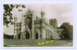 {21337} Angleterre , St Albans Abbey From The South West. " En Baisse " - Hertfordshire