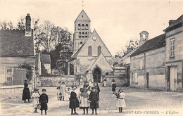 Nogent Les Vierges          60         Groupe D'enfants Sur La Place Et église         (voir Scan) - Andere & Zonder Classificatie