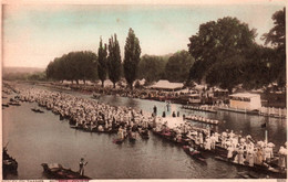 HENLEY ON THAMES / REGATTA COURSE / LOT OF PEOPLE .... - Oxford