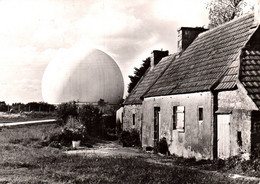 4192  Carte Postale  PLEUMEUR BODOU Station Spatiale De Télécommunications Le Radôme     22 Côtes D'Armor - Pleumeur-Bodou