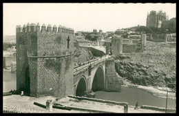 Cp Dentelée - TOLEDO - Puente De San Martin - Pont - Bridge - Edit. GARRABELLA GARCIA - Toledo