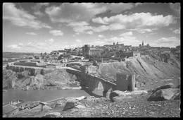 Cp Dentelée - TOLEDO - Puente De San Martin Y Vista General - Pont - Bridge - Vue Générale - Edit. GARRABELLA GARCIA - Toledo