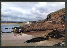 # - PLOMODIERN - Un Coin De Plage De Lestrévet - Plomodiern