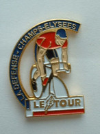 PIN'S CYCLISME VELO - LE TOUR DE FRANCE 1992  -  21e étape	26 Juillet	La Défense 92 – Paris - Champs-Élysées - Cyclisme