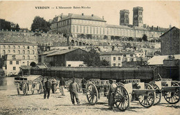 Verdun * L'abreuvoir St Nicolas * Canons Militaires - Verdun