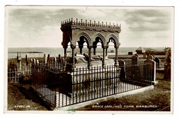 Ref 1426 - 1936 Real Photo Postcard - Grace Darling's Tomb Bamburgh - Northumberland - Sonstige & Ohne Zuordnung