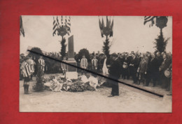 Carte Photo - Monument "Aux Stadistes Morts Pour La France "  ( Stade ) - Other & Unclassified