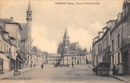 Clermont        60           Place De L'Hôtel De Ville        (voir Scan) - Clermont