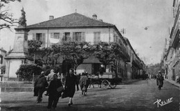 M011567 " MÉDÉA-PLACE DE LA LIBERTE' ET RUE GAMBETTA"ANIMATA-VERA FOTO CART  NON SPED - Médéa