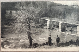 Aigrefeuille Sur Maine : La Passerelle - Aigrefeuille-sur-Maine