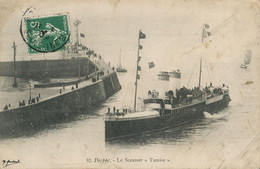 Dieppe Steamer " Tamise " Thames " Bateau à Vapeur . Froissure Et Leger Pli à Droite - Ferries