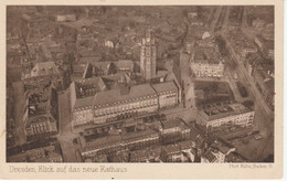 Zeppelin über Rathaus Dresden  ??? - Luchtschepen