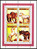 {K003} Korea 2000 Horses S/S Of 4 MNH - Corea Del Norte