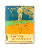 Pin's TOUR 95 - Le Tour De France - Cycliste Et Spectateurs - A.B - J839 - Cyclisme