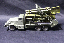 DINKY TOYS - Camion Militaire Brockway Avec Pont De Bateaux. Etat Neuf Avec Sa Boite.  Made In France. - Dinky