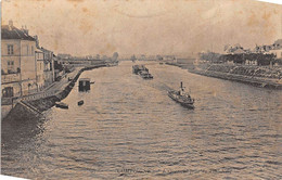 Compiègne         60        L'Oise Prise Du Pont Neuf. Navigation Fluviale         (voir Scan) - Compiegne