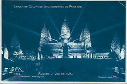 CPA PARIS EXPOSITION COLONIALE 1931 - ANGKOR - VUE DE NUIT- TEMPLE - Exposiciones