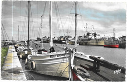 Delcampe - COURSEULLES : LE PORT - Courseulles-sur-Mer