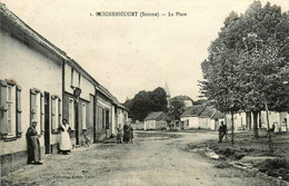 Guignemicourt * La Place Du Village * Villageois - Other & Unclassified