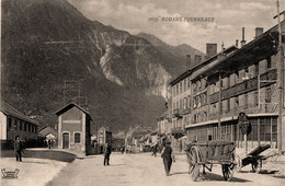 Modane Fourneaux * Rue Et La Gare * Grand Hôtel International Et Terminus - Modane