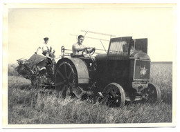 Thèmes - Agricultue :  Photographie  Tracteur   Réf 8279 - Tractors