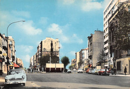 Les LILAS - Angle Rue De Paris / Boulevard De La Libération - Automobile - Les Lilas