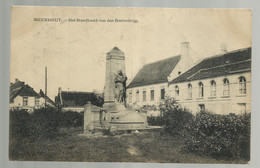 ***  MEERHOUT  ***  -  Het Standbeeld Van Den Boerenkrijg - Meerhout