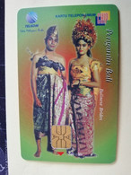 INDONESIA CHIPCARD 100 UNITS    Balinese Brides       Fine Used Card   **3745 ** - Indonesia