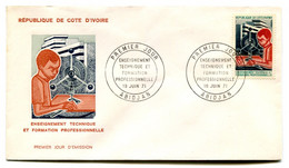 RC 19114 COTE D'IVOIRE N° 320 ENSEIGNEMENT TECHNIQUE 1971 FDC 1er JOUR - TB - Côte D'Ivoire (1960-...)