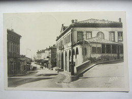 Photocarte VERFEIL (31) L'hôtel De Ville Et Le Faubourg - Verfeil